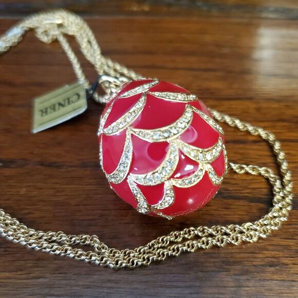 Neiman Marcus CINER Red Rhinestone Egg Pendant Necklace 38" - Picture 3 of 12